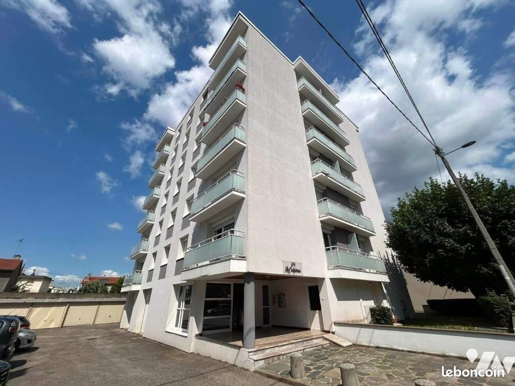 Appartement à vendre, 61m², Saint-Étienne