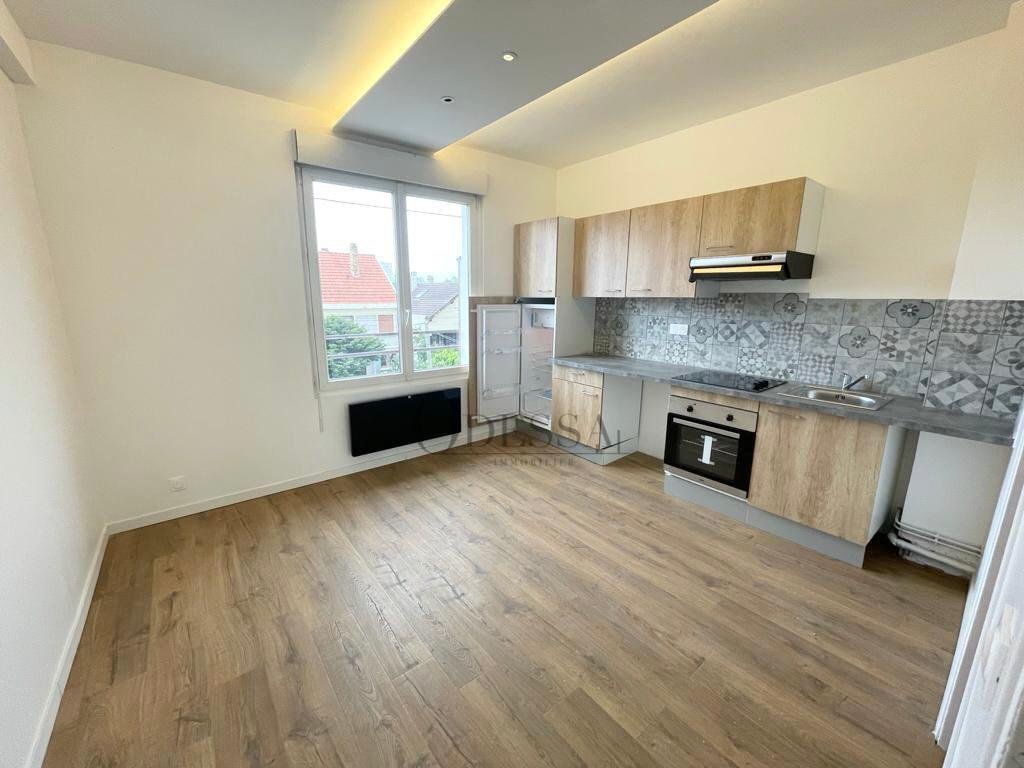 Appartement à louer, 24m², Le Blanc-Mesnil