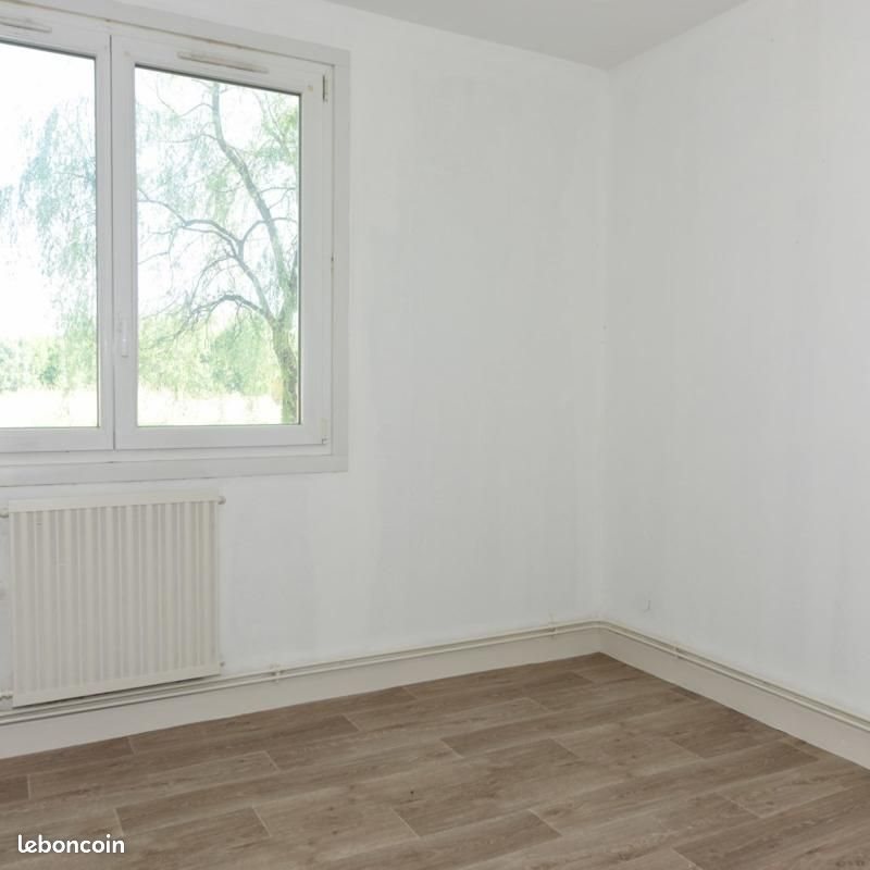 Appartement à louer, 69m², Magnières