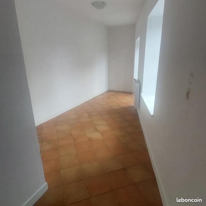 Appartement à louer, 123m², Lay-Saint-Christophe
