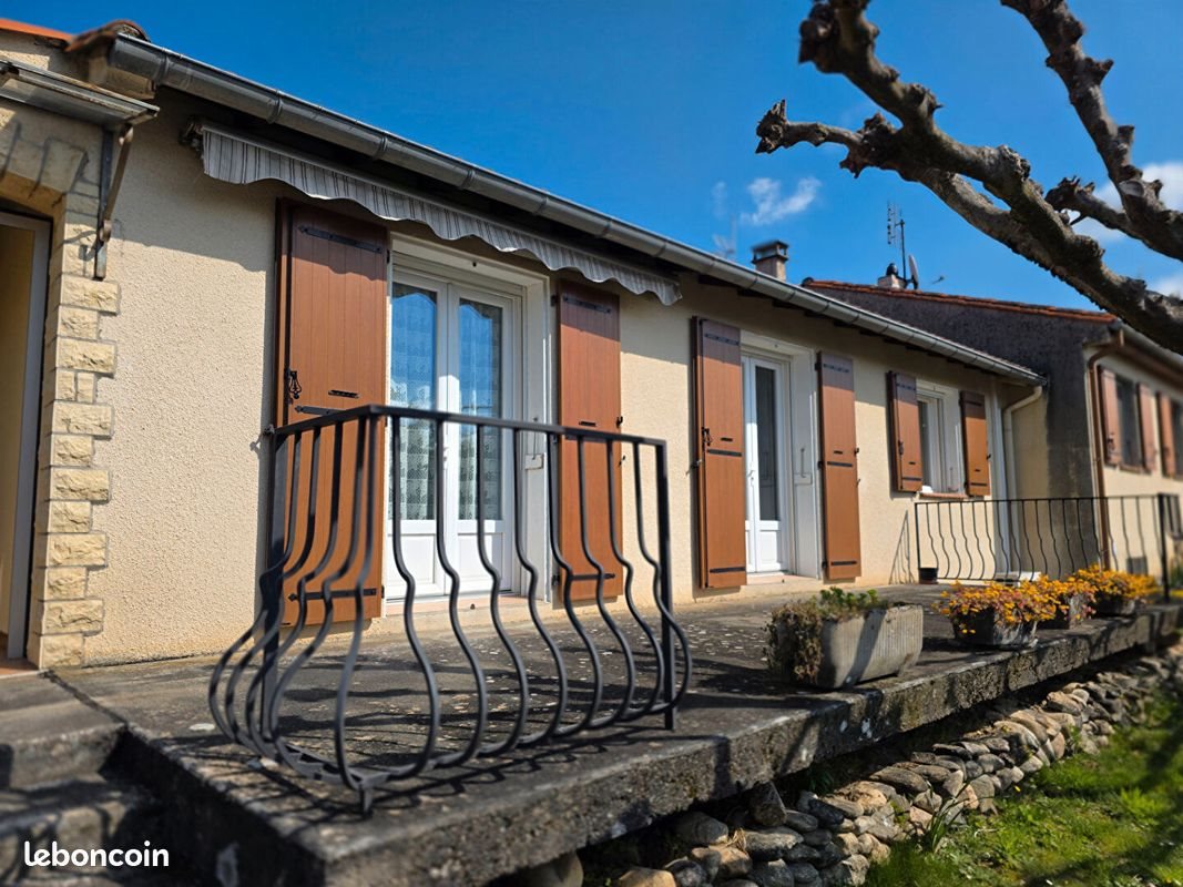 Maison à vendre, 94m², Aussillon