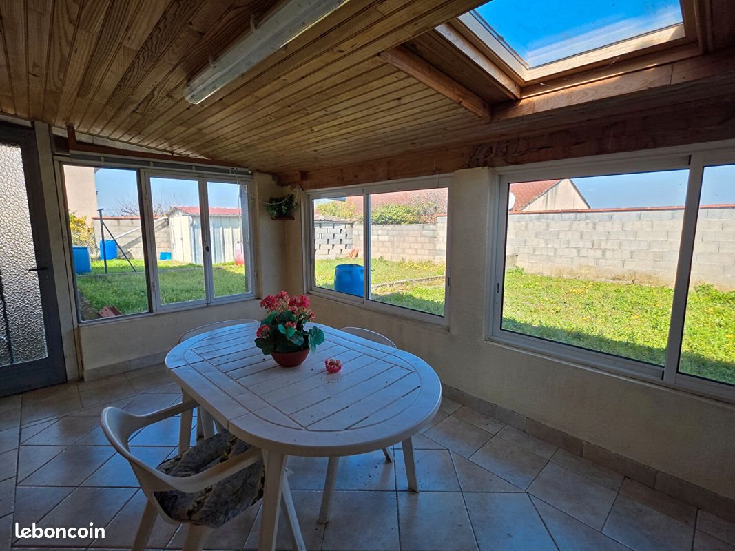 Maison à vendre, 94m², Aussillon