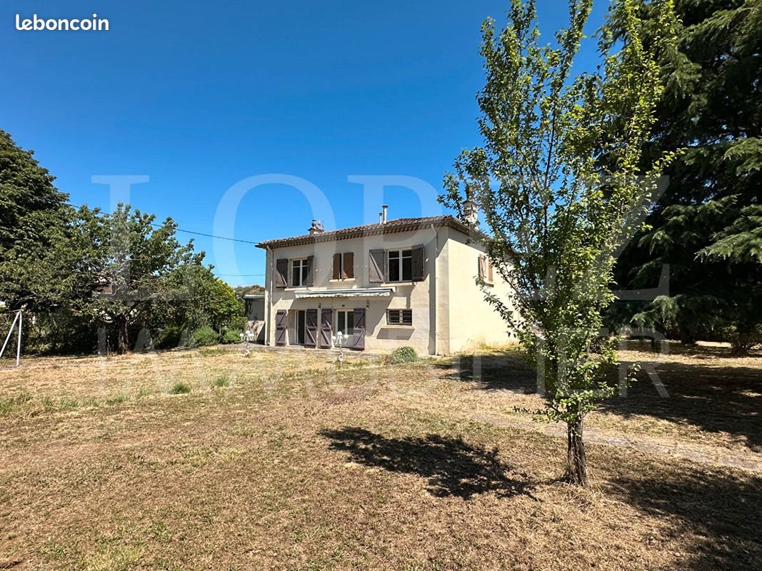 Maison à vendre, 241m², Aussillon