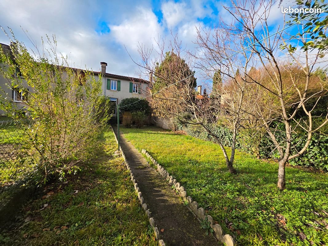Maison à louer, 99m², Mazamet