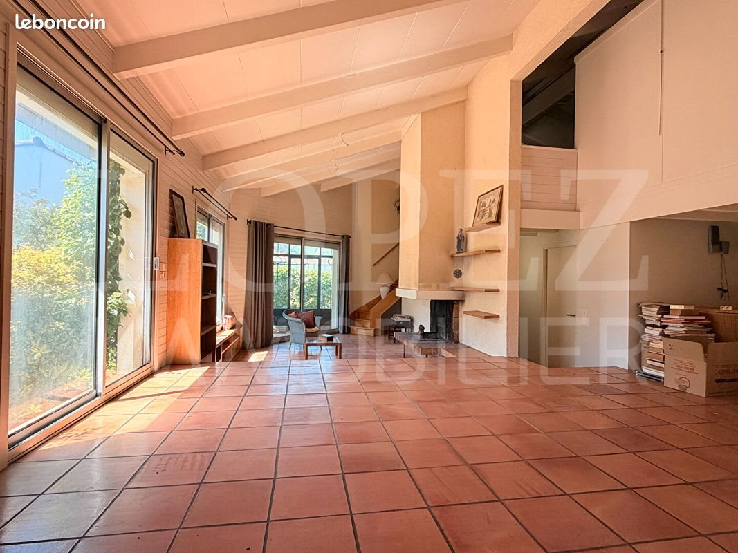 Maison à vendre, 161m², Aussillon