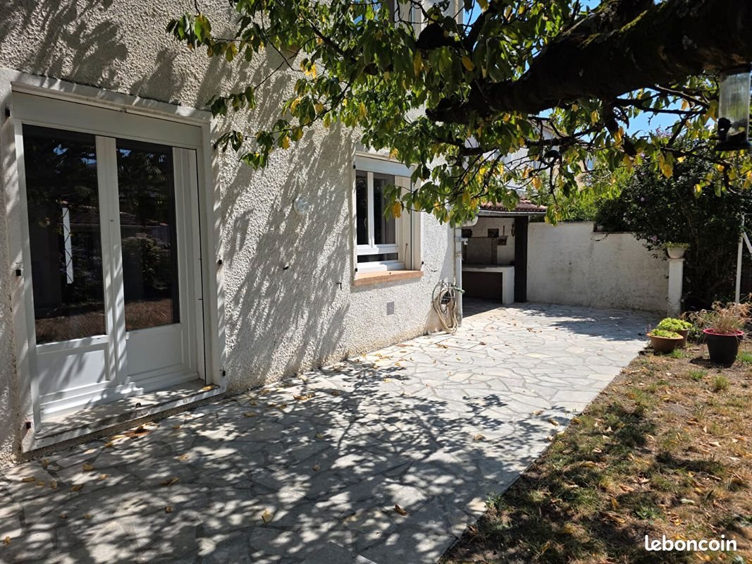 Maison à vendre, 86m², Aussillon