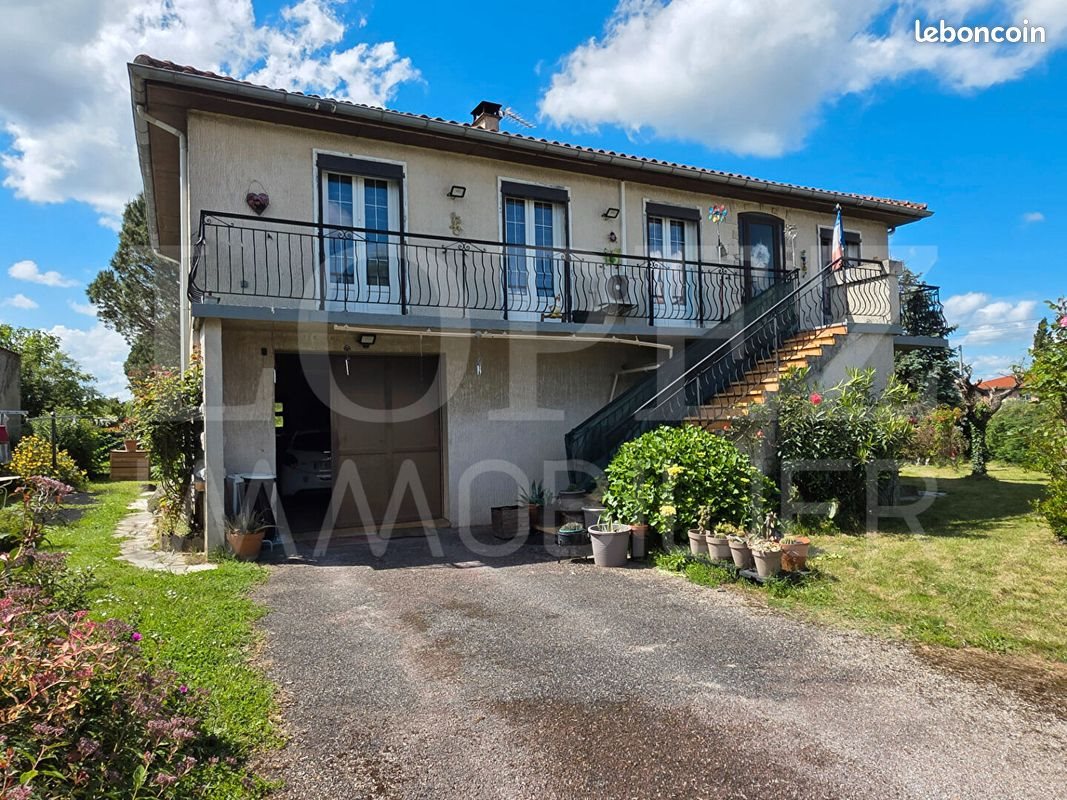 Maison à vendre, 92m², Aussillon