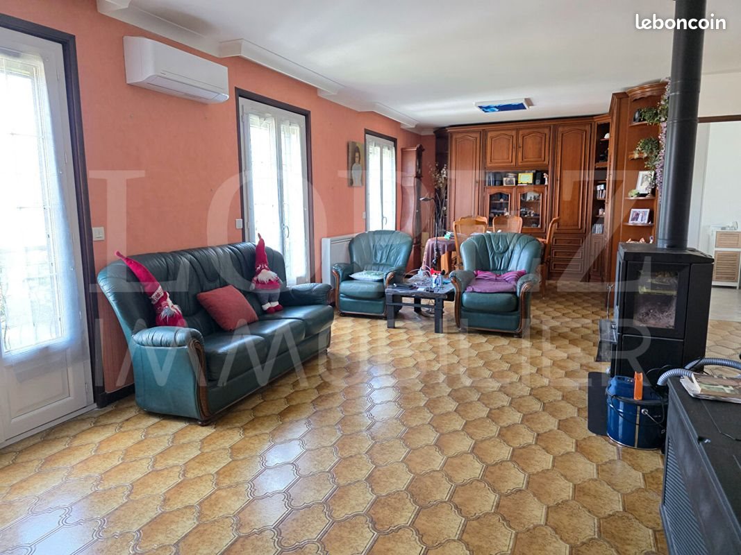 Maison à vendre, 92m², Aussillon