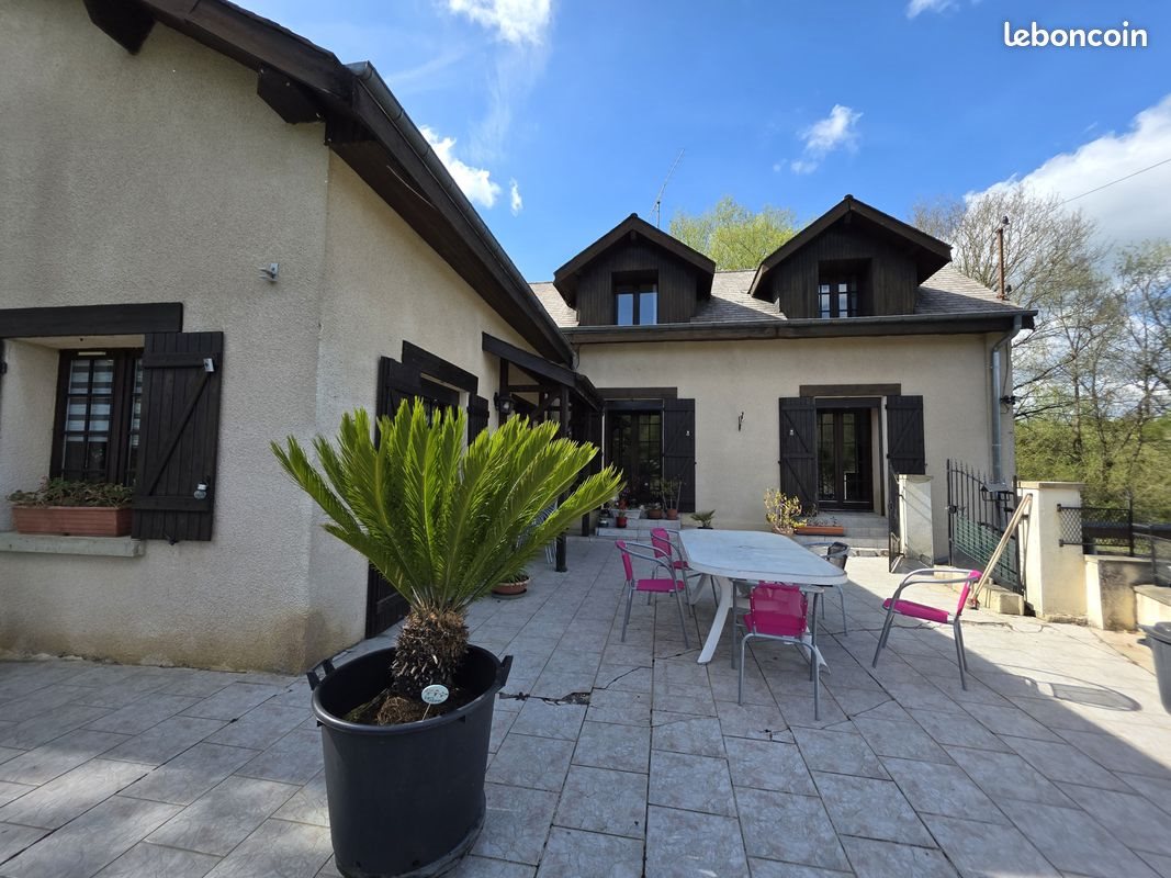 Maison à vendre, 172m², Sedan