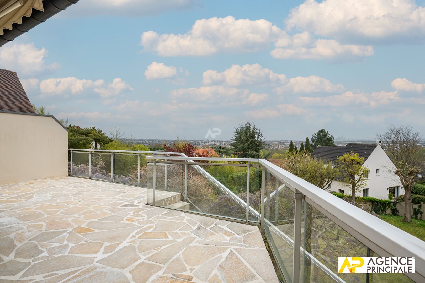 Maison à vendre, 183m², Le Mesnil-le-Roi