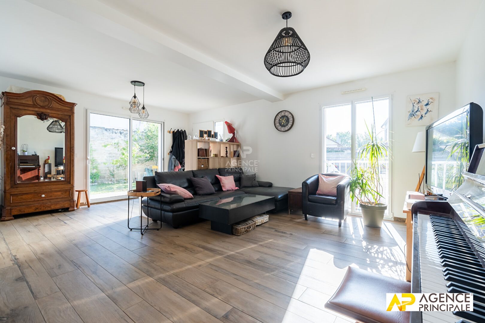 Maison à vendre, 143m², Le Mesnil-le-Roi