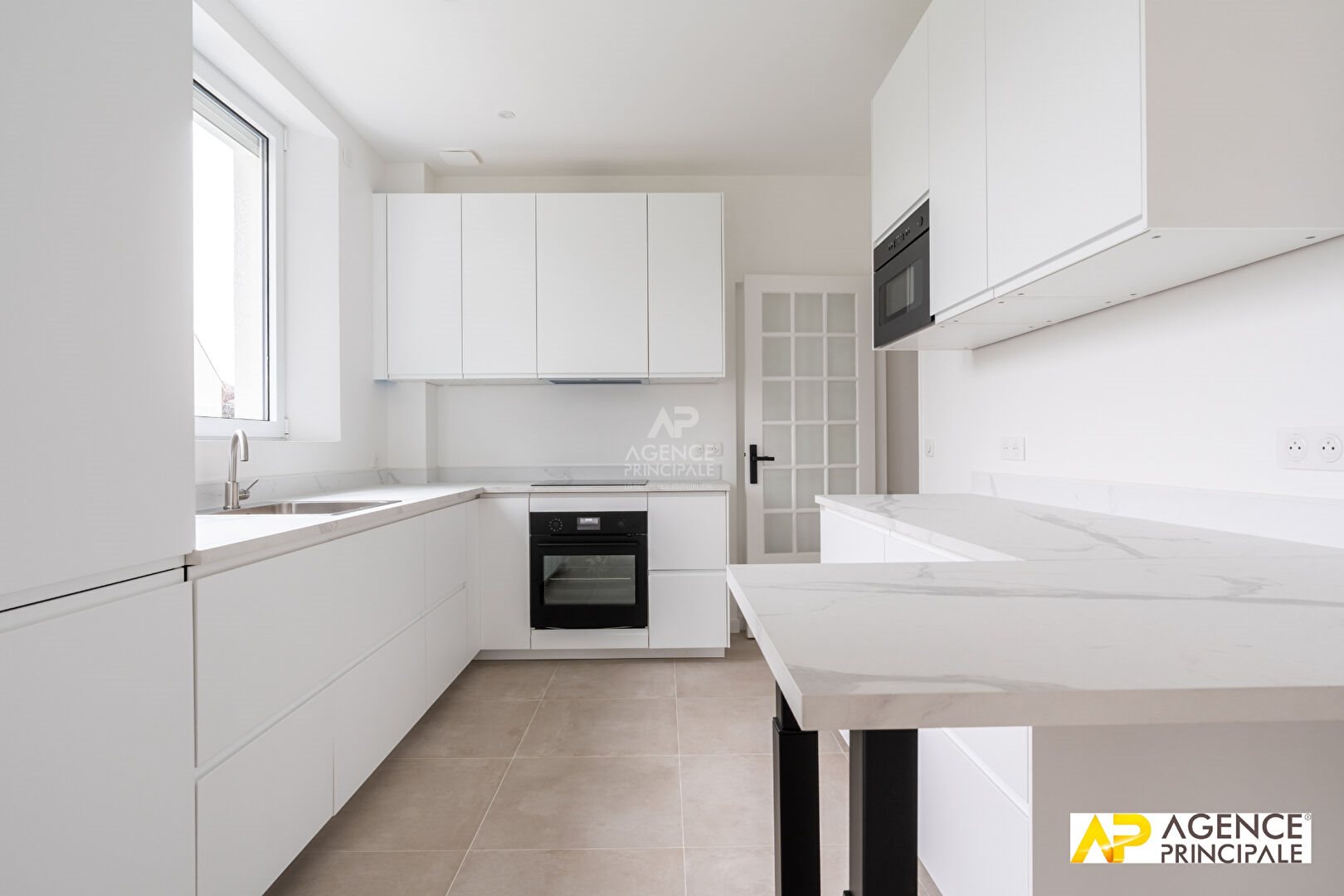 Maison à vendre, 150m², Le Mesnil-le-Roi