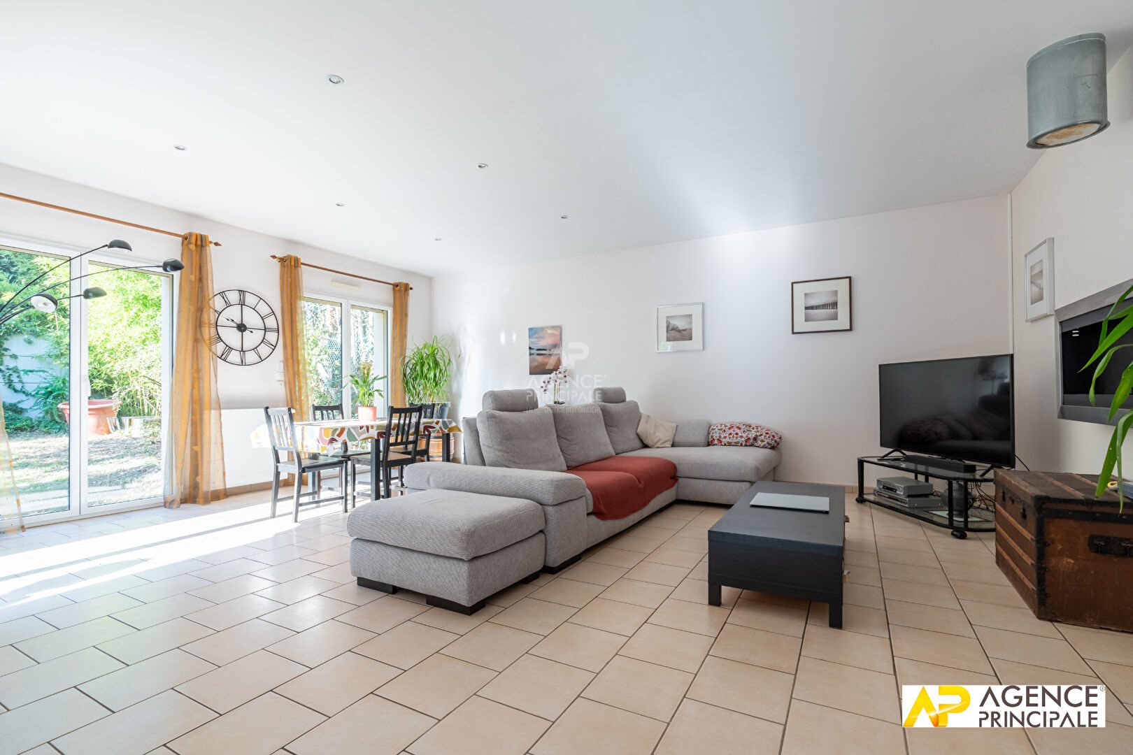 Maison à vendre, 202m², Le Mesnil-le-Roi