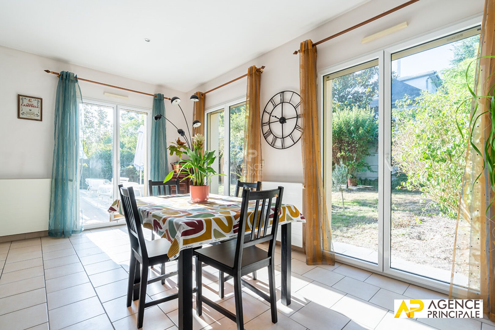 Maison à vendre, 202m², Le Mesnil-le-Roi