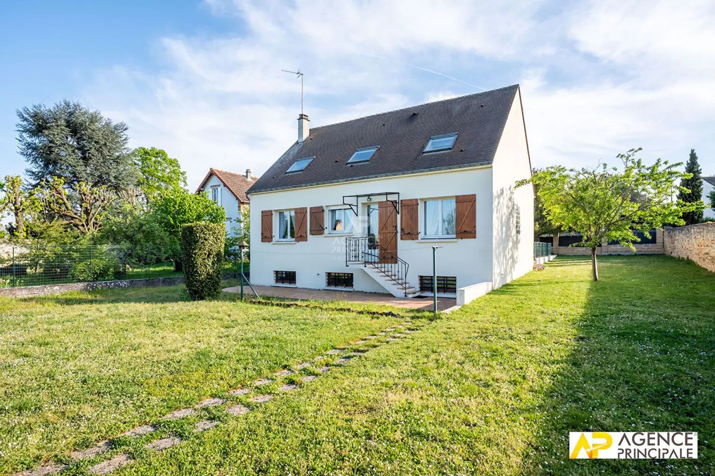 Maison à vendre, 142m², Le Mesnil-le-Roi