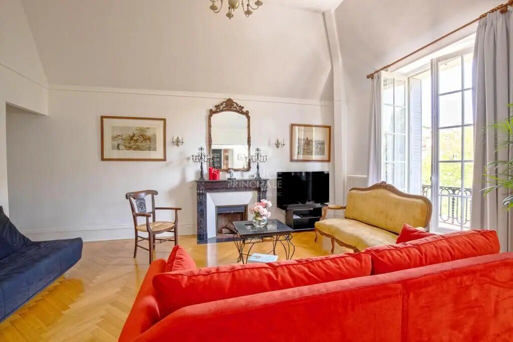 Appartement à louer, 97m², Versailles