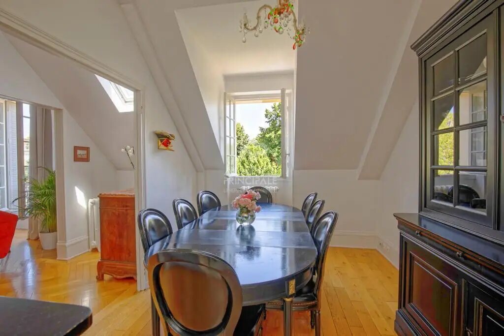 Appartement à louer, 97m², Versailles