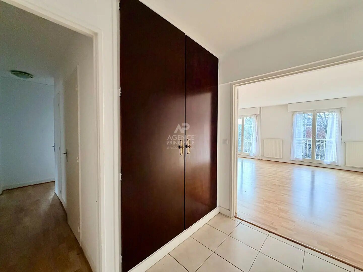 Appartement à louer, 98m², Versailles