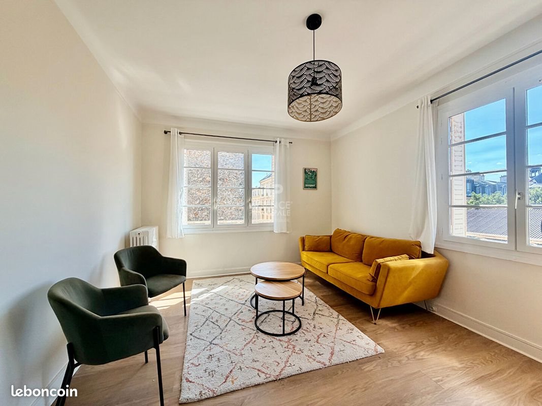 Appartement à louer, 61m², Versailles