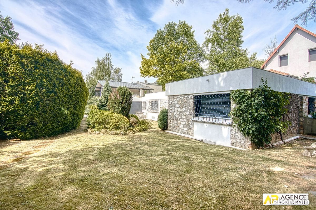 Maison à louer, 191m², La Celle-Saint-Cloud