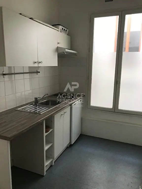 Appartement à louer, 27m², Versailles