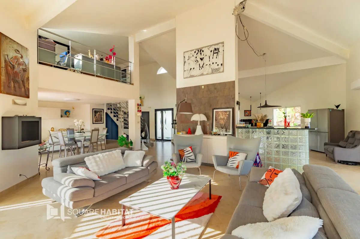 Maison à vendre, 240m², Aureville