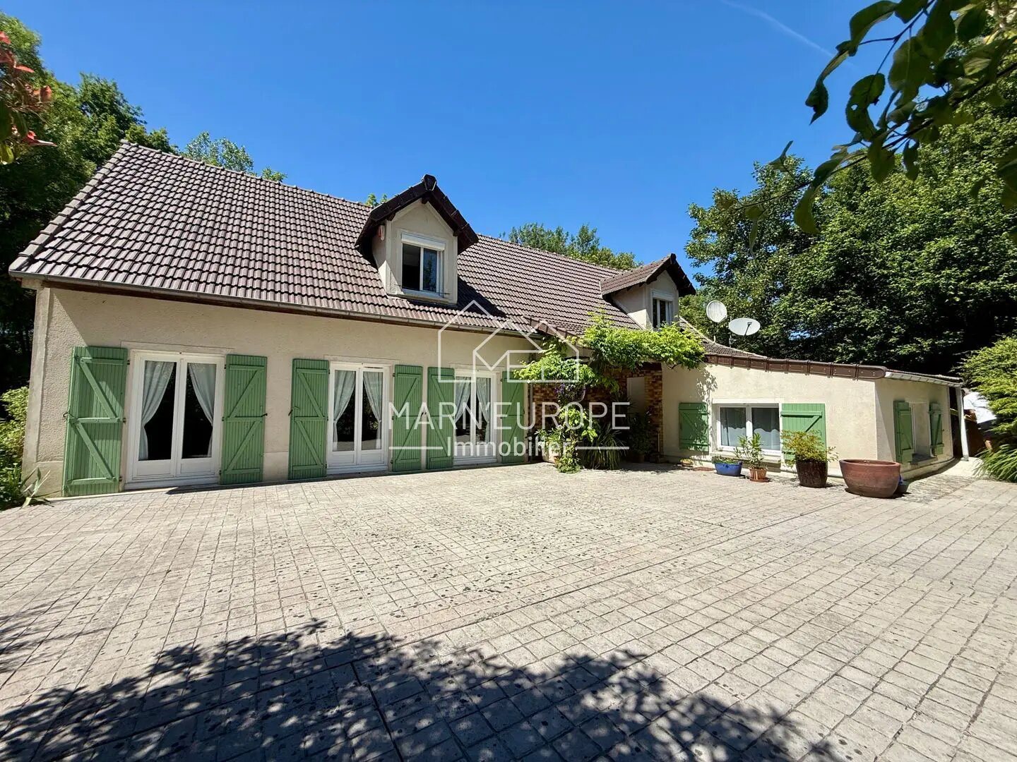 Maison à vendre, 200m², Crécy-la-Chapelle