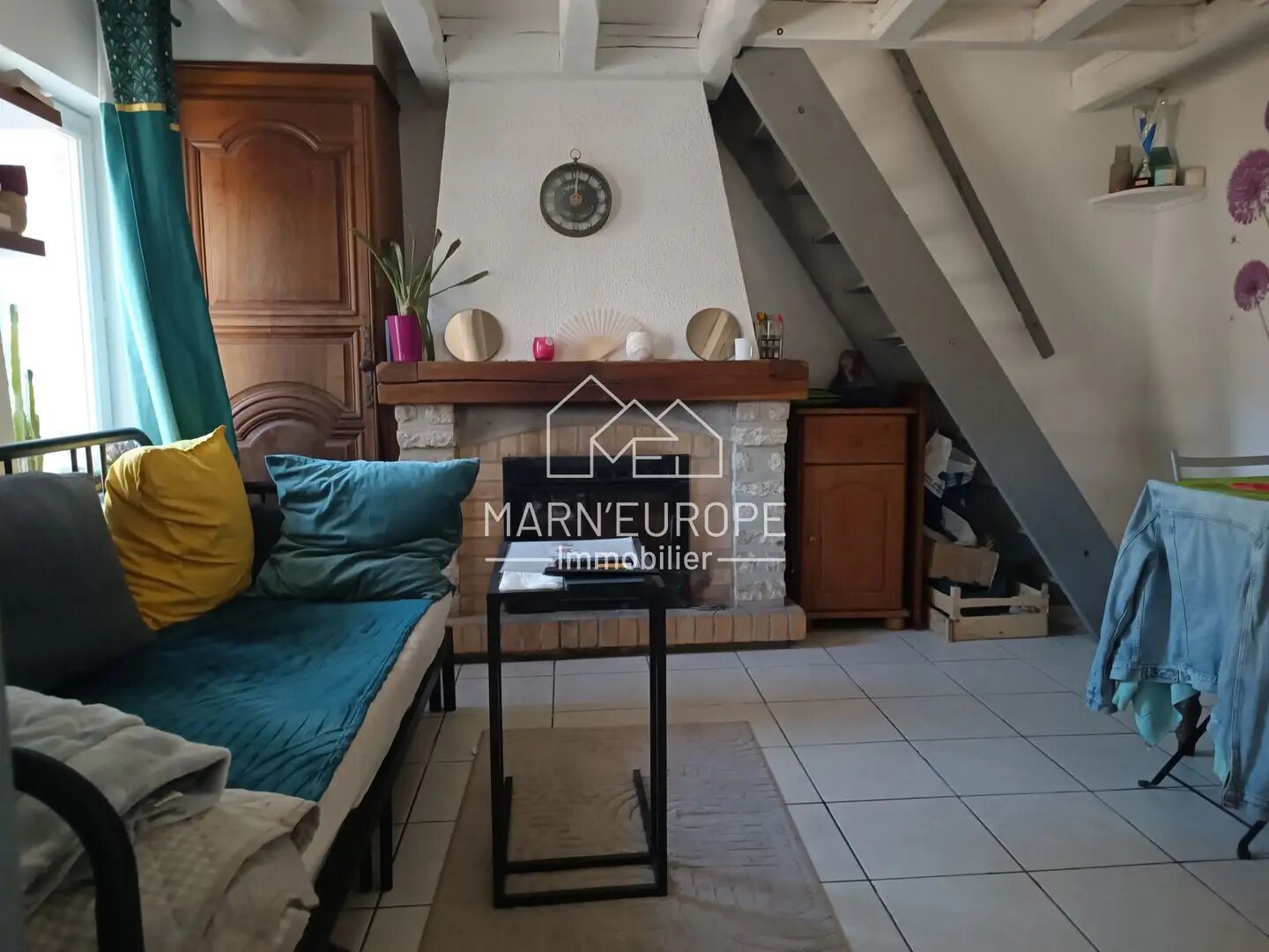 Maison à vendre, 3m², Esternay