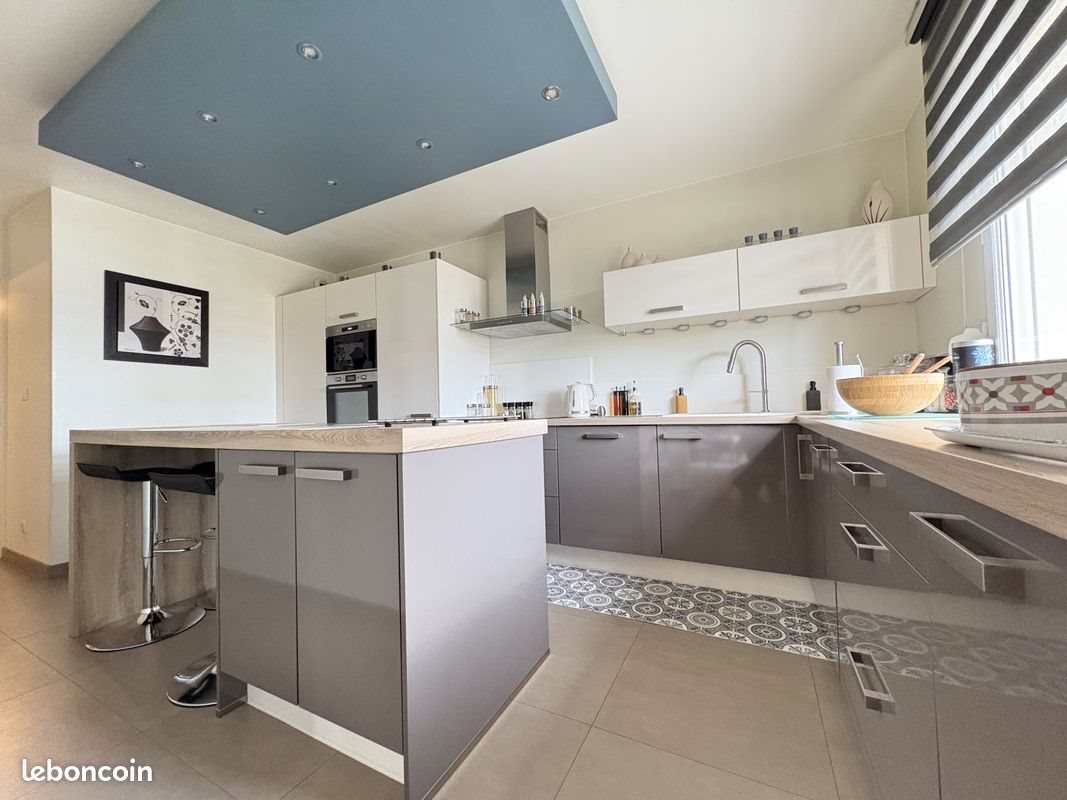 Appartement à vendre, 94m², Reims
