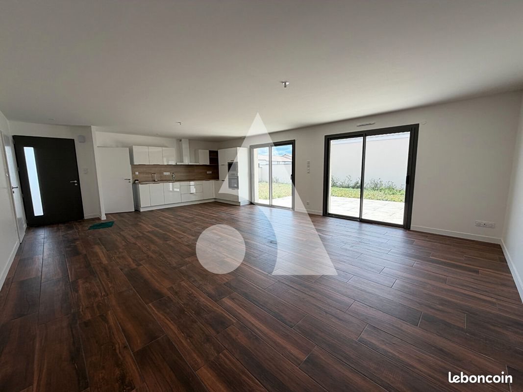 Maison à vendre, 114m², Chauray