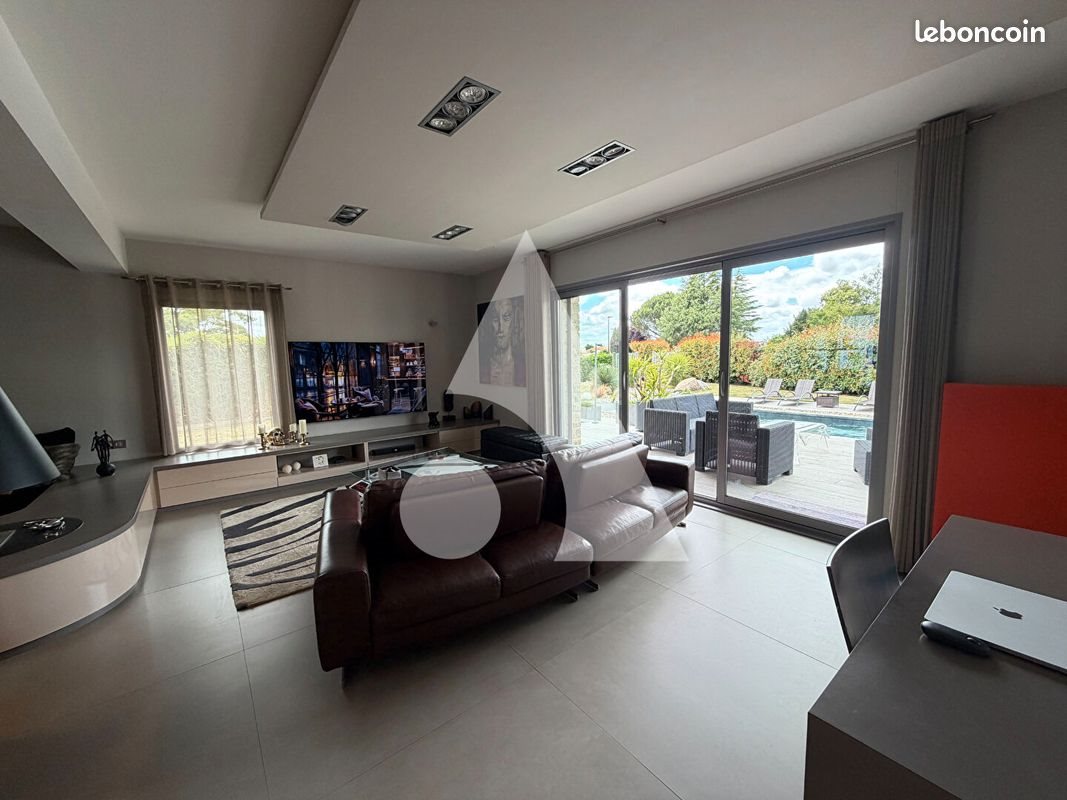 Maison à vendre, 186m², Chauray