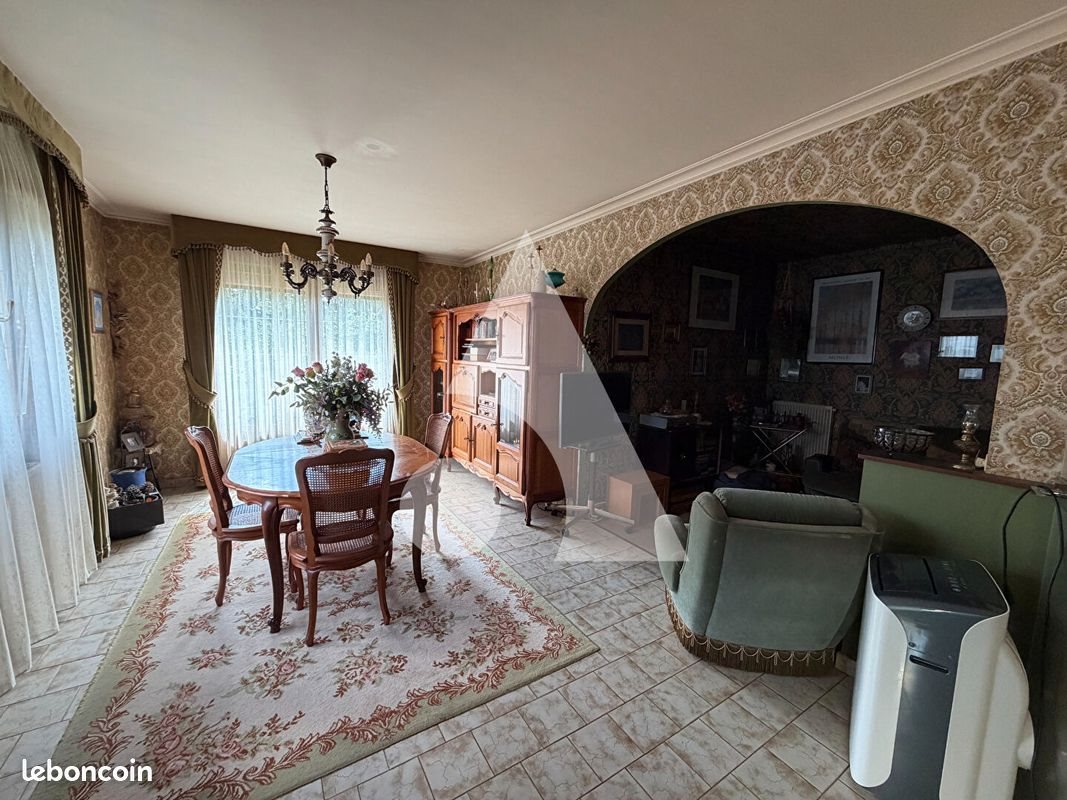 Maison à vendre, 120m², Saint-Symphorien