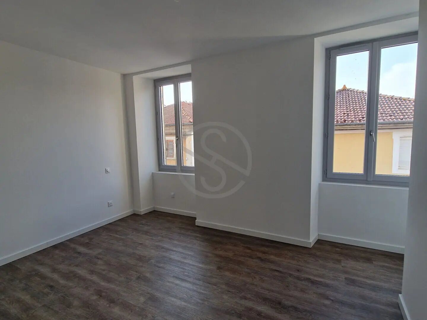 Appartement à vendre, 90m², Saint-Etienne-de-Saint-Geoirs