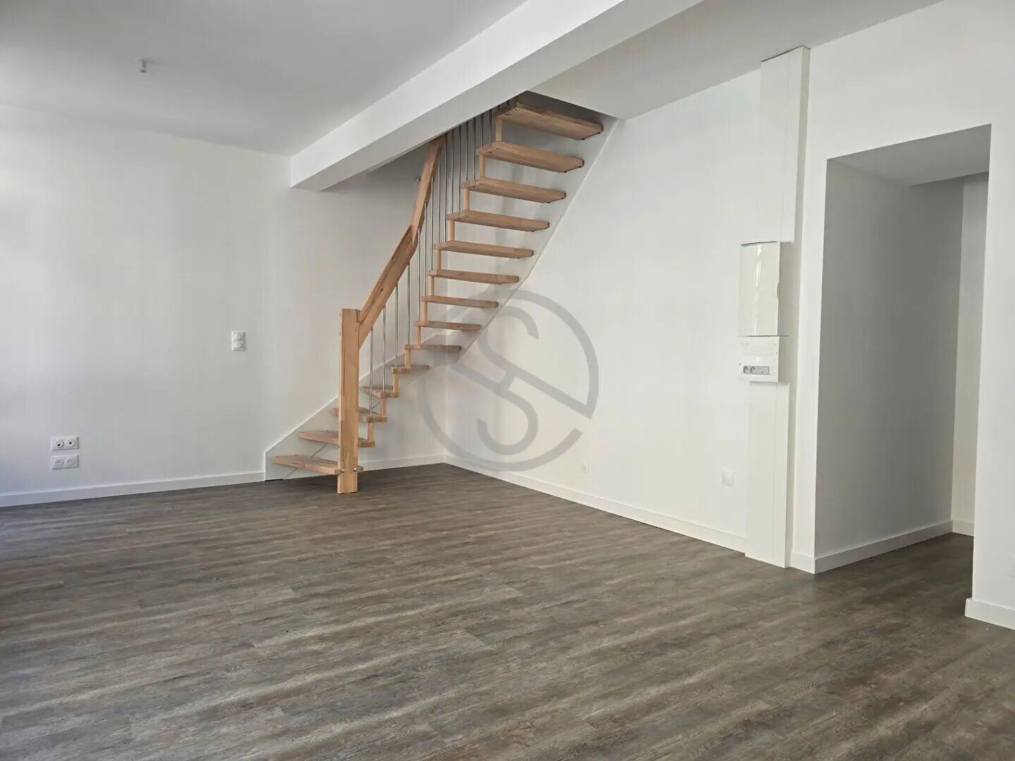Appartement à vendre, 68m², Saint-Etienne-de-Saint-Geoirs