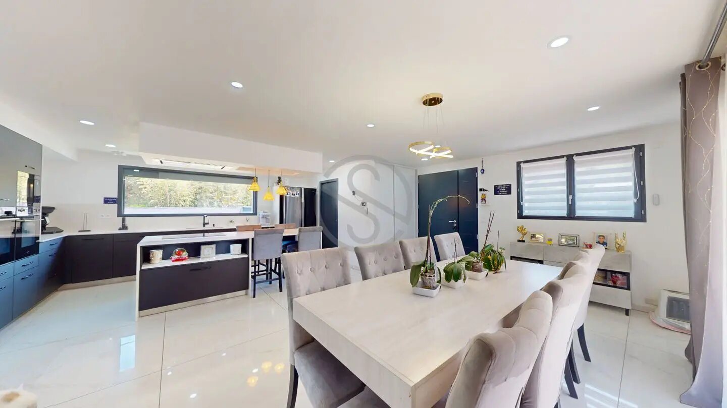 Maison à vendre, 147m², Saint-Siméon-de-Bressieux