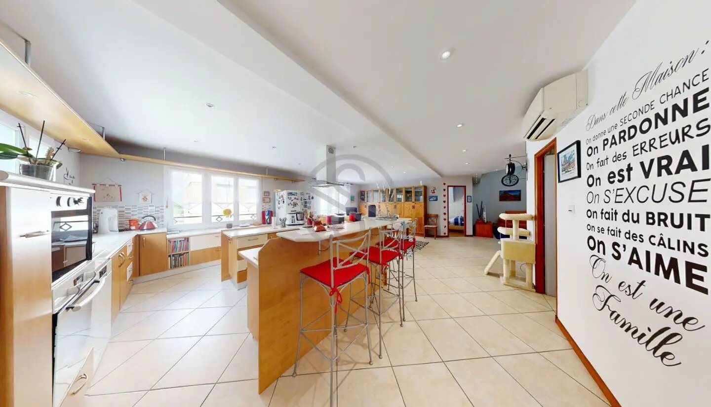Appartement à vendre, 157m², Jarrie