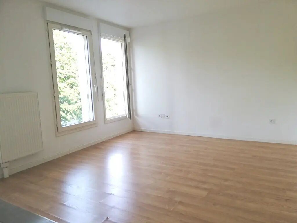 Appartement à louer, 26m², Cergy