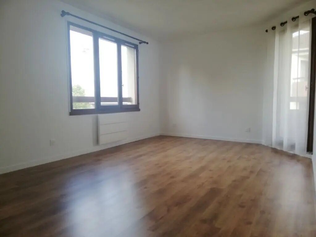 Appartement à louer, 52m², Cergy
