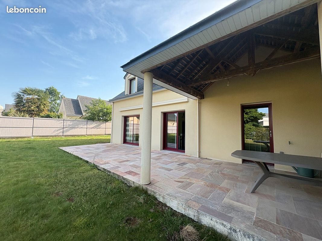 Maison à vendre, 220m², Noyal-sur-Vilaine