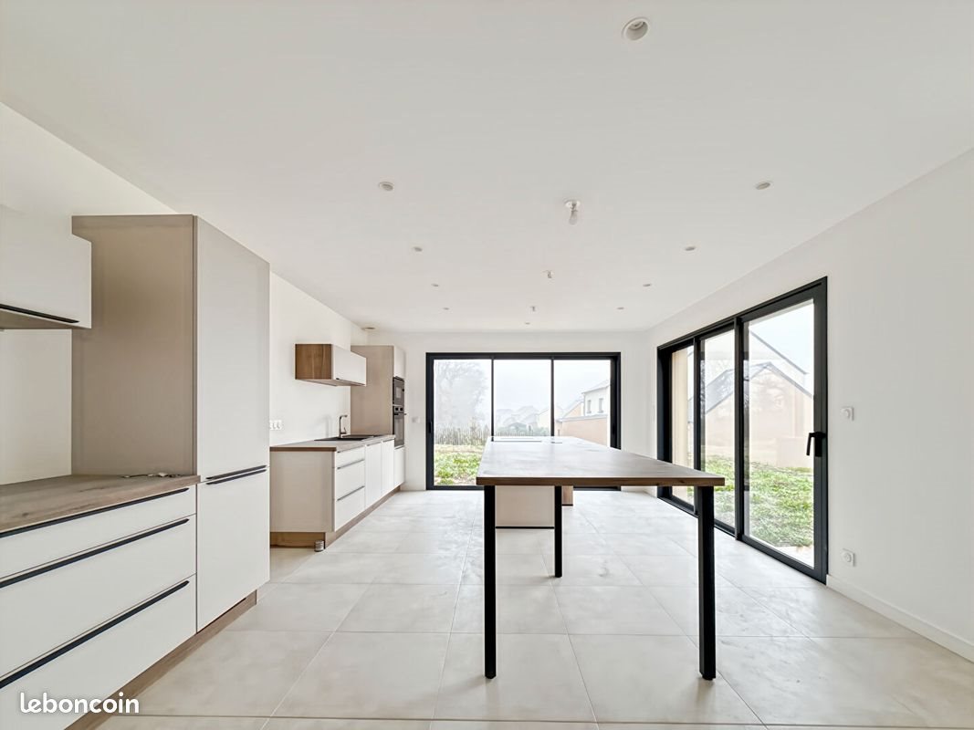 Maison à vendre, 120m², Romillé
