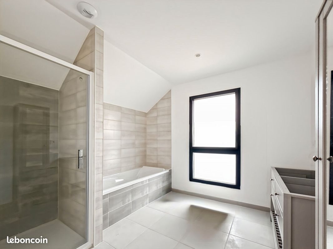 Maison à vendre, 120m², Romillé