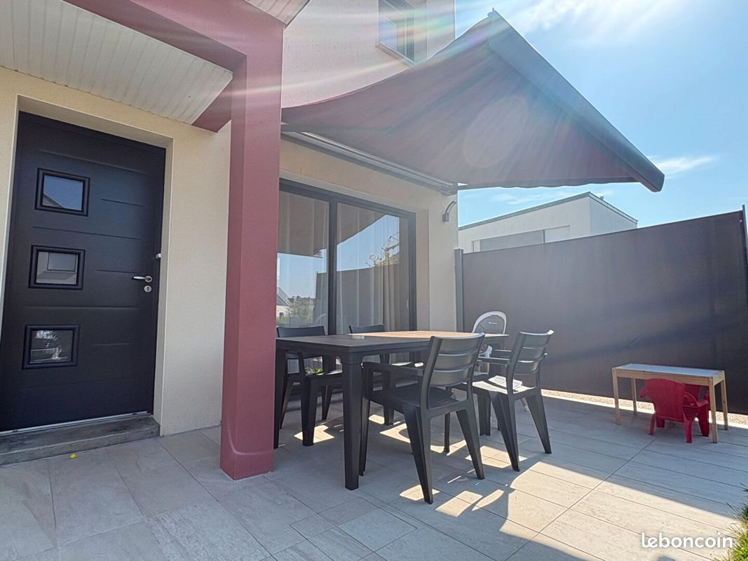 Maison à vendre, 94m², Brécé