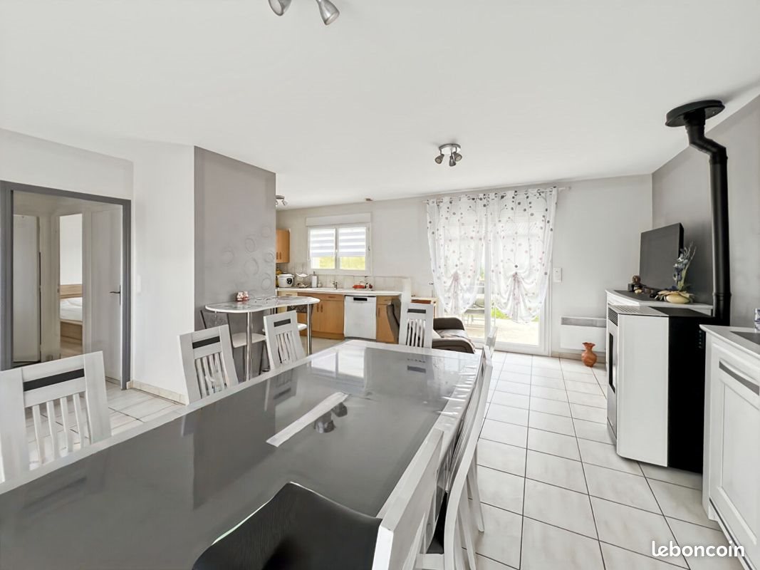 Maison à vendre, 69m², Trémorel
