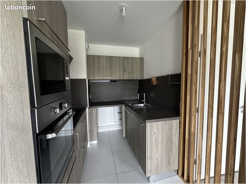Appartement à louer, 66m², Loos