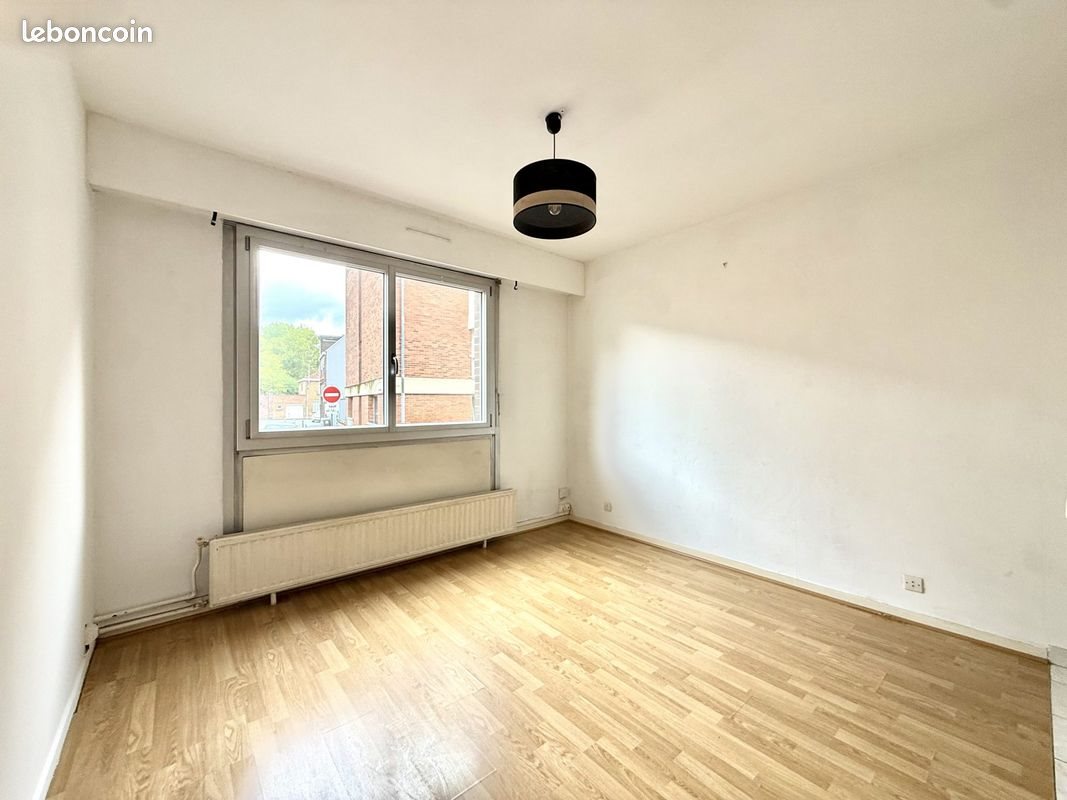 Appartement à vendre, 1m², Lille