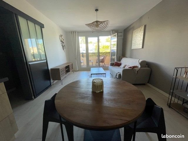 Appartement à louer, 44m², Saint-Gilles-les-Bains