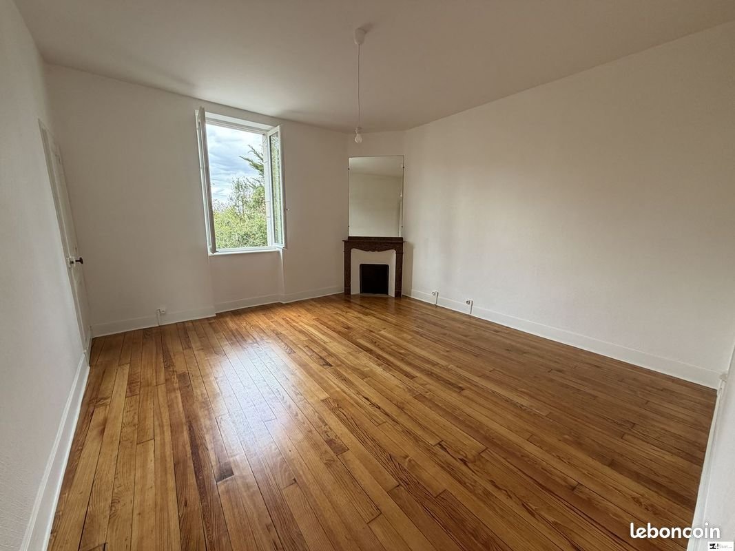 Appartement à louer, 47m², Cazères