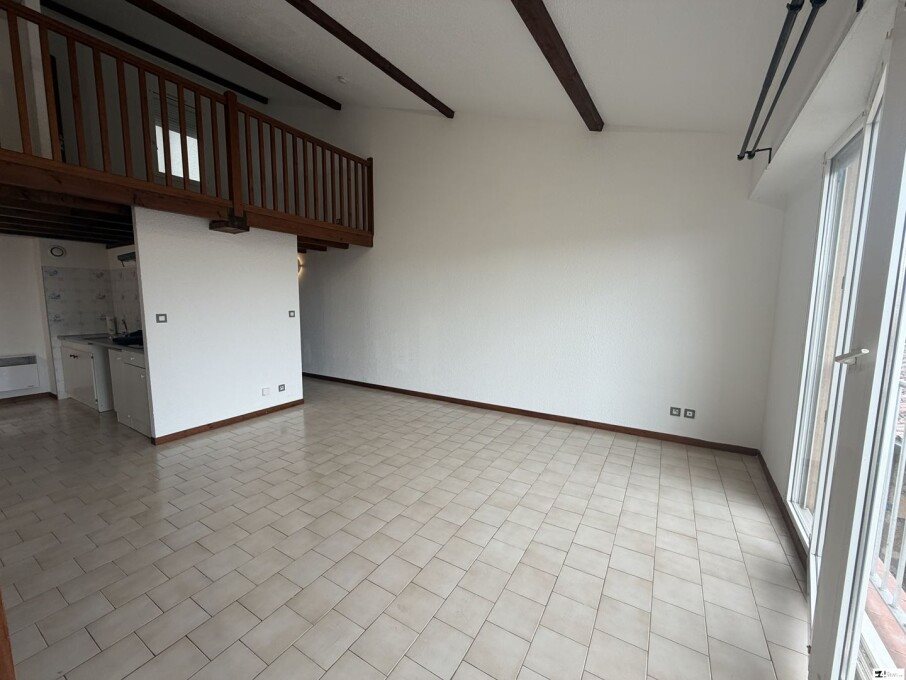 Appartement à louer, 46m², Carbonne