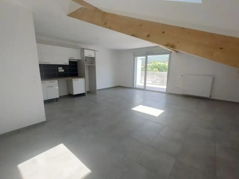Appartement à louer, 65m², Massongy
