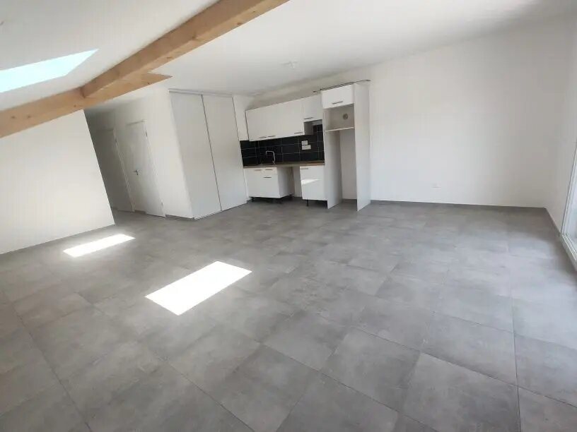 Appartement à louer, 65m², Massongy